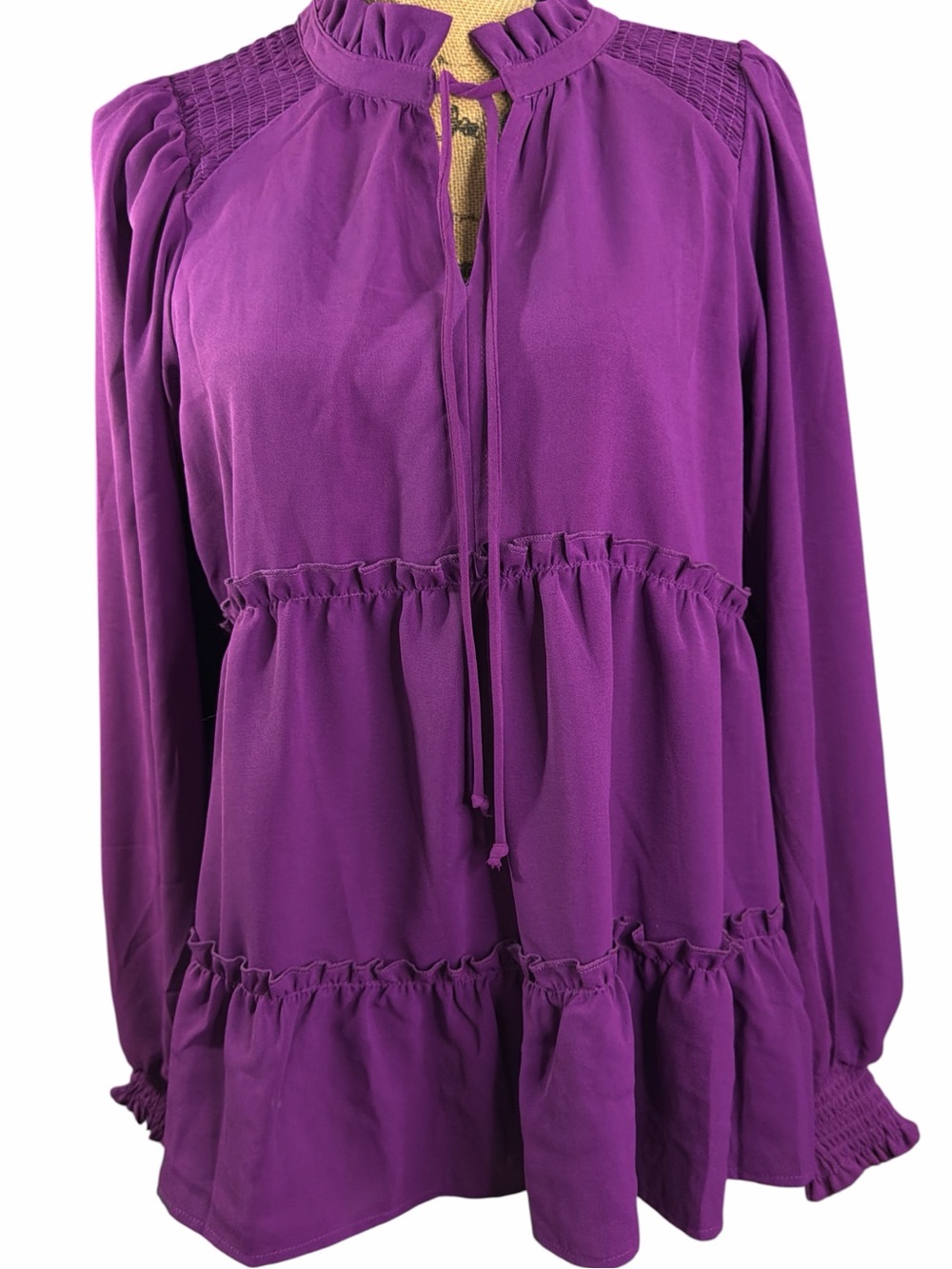 Umgee Violet Tiered Ruffle Peasant Blouse. EC  Size small
